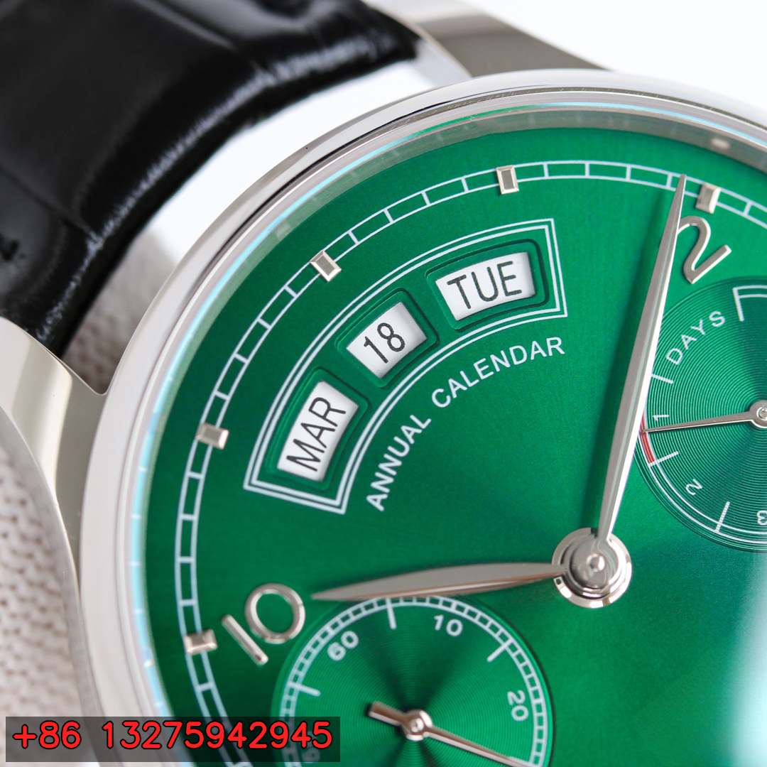 Luxury Watch With Green Dial - Men's Automatic Self-Wind Mechanical Watch Green