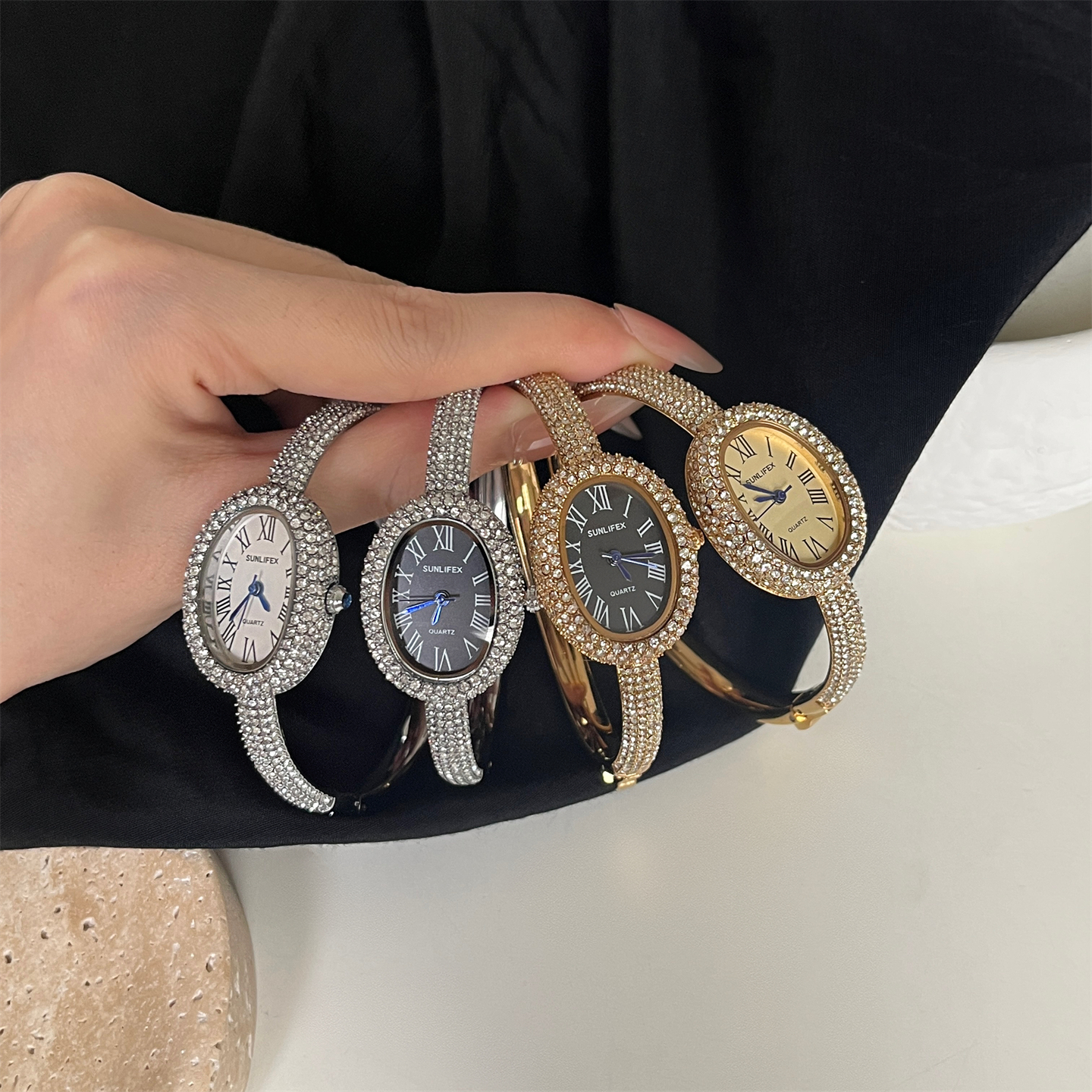 Luxury Watch - Round fashion temperament minimalist oval full