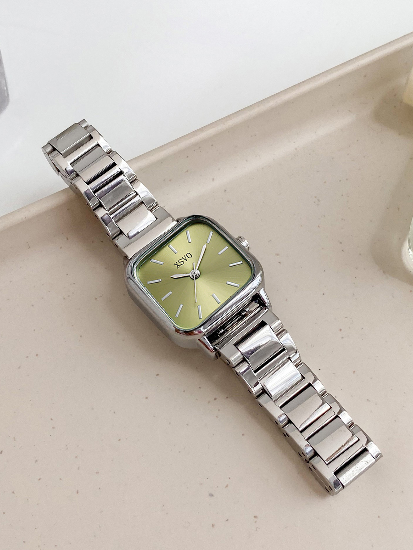 Elegant Square Women's Wristwa - Luxury Watch With Green Dial avaliação e preço