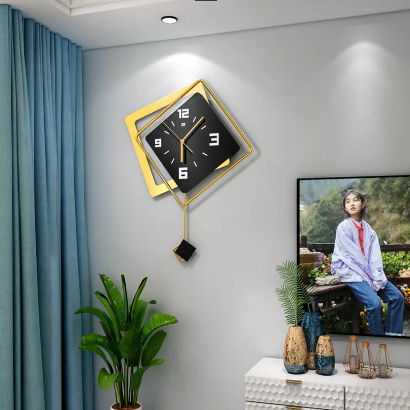 Swing Wall Clock Light Luxury  - Luxury Watch Europe avaliação e preço