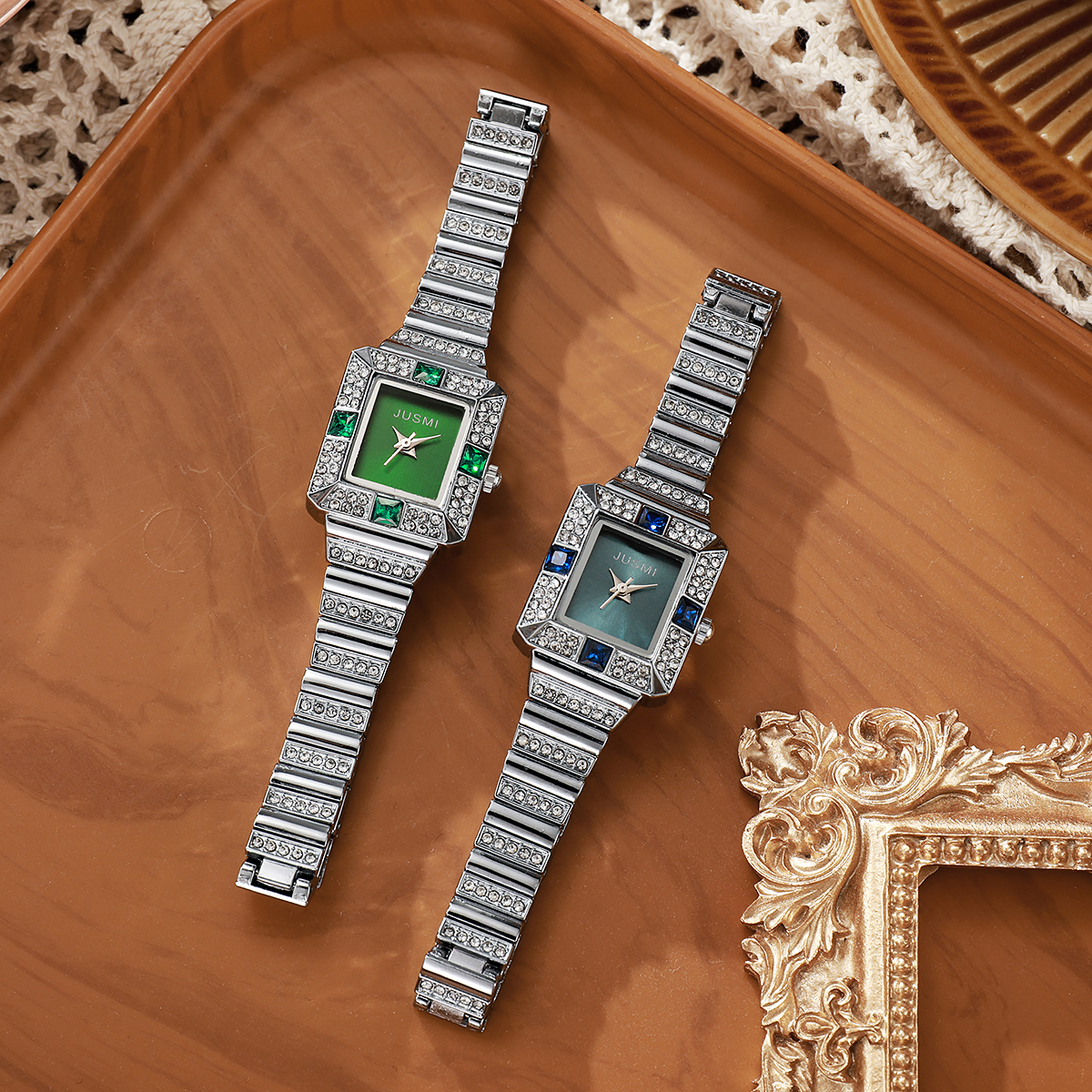 Luxury Gemstone Square Women's - Luxury Watch With Green Dial avaliação e preço