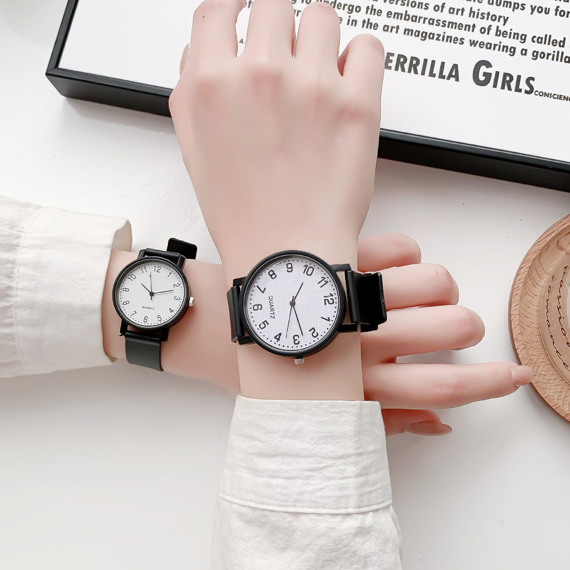 Simple Black Watch Quartz Watc - Lux Watch avaliação e preço